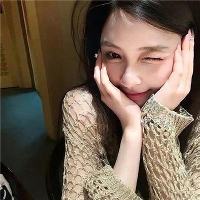 默默的我，不默默的我们